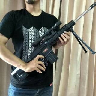 Tembakan senjata mainan. Senapan spring M790 Scout rifle