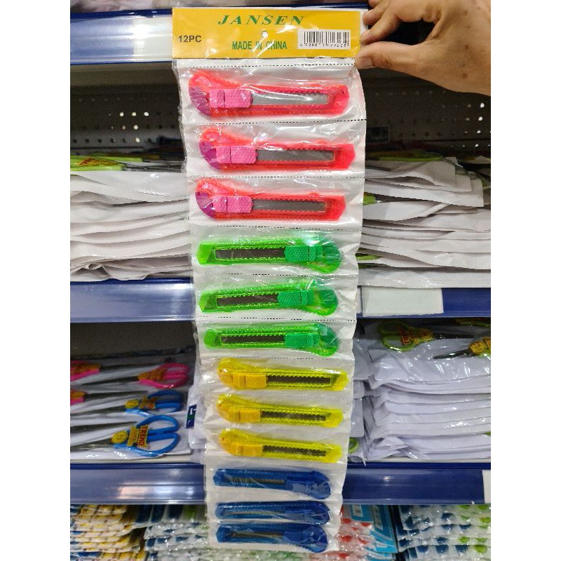 

Silet cutter besar