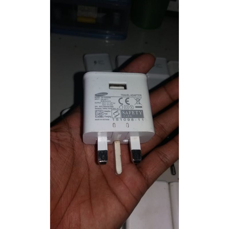 charger samsung ori