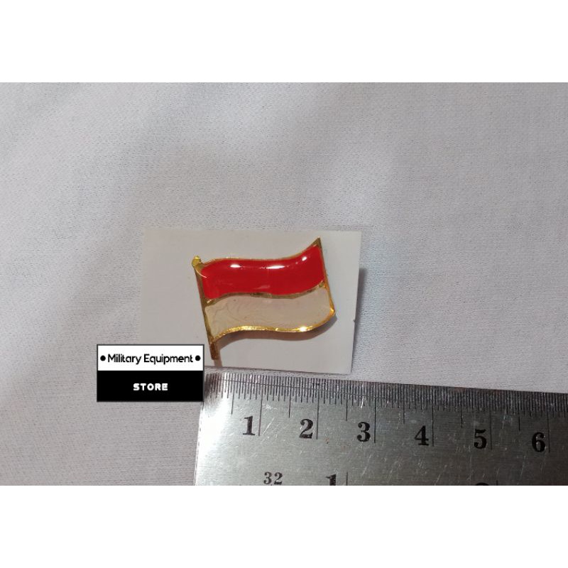 PIN BENDERA MERAH PUTIH BERKIBAR UKURAN KECIL MINI