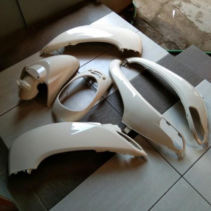Cover Body Halus untuk motor Honda Scoopy fi tahun 2013 -2016 warna kream cream