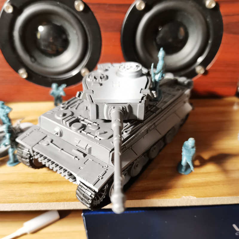 Mainan Rakitan Balok Bangunan Model Tank Militer Tiger 4D 1 / 72 DIY Untuk Anak