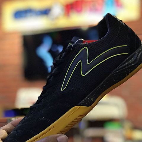 Specs Metasala Rival Black