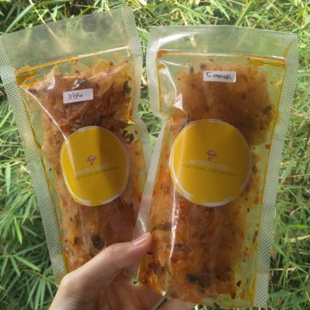 

KERIPIK KACA KHAS BANDUNG NGEUNAH PISAN