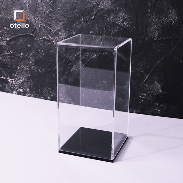 12.5 x 12.5 x 32 cm | Box Display Akrilik | Showcase Akrilik