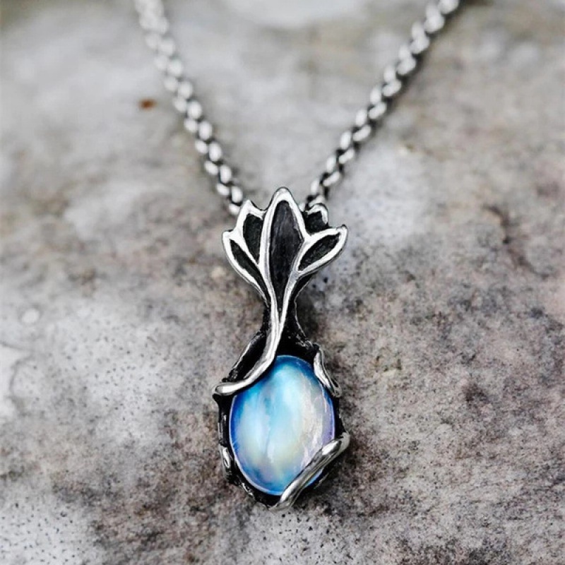 Kalung Hias Liontin Bunga Batu Bulan Bahan Alloy Gaya Vintage Untuk Wanita