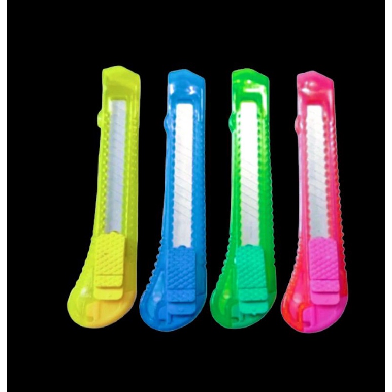 

Montana Cutter Besar Warna Warni