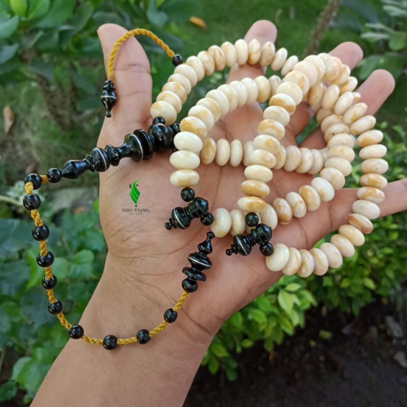 Tasbih Batu Coral Marjan Putih Pipih Super, Kepala Yuser Akar Bahar Asli Alami, Tasbih Muslim 99 Butir, Tasbih Antik!!