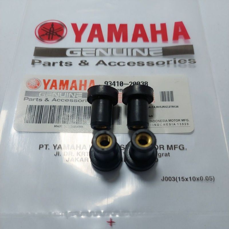 Mur karet dudukan Wingshield Visor Yamaha N MAX NMAX AEROX LEXI karet tebal 4pcs original