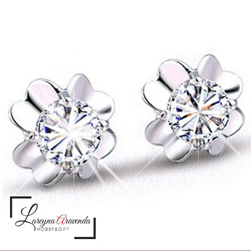 Anting Titanium Wanita Model Bunga Kristal Crystal Swarovski AT009