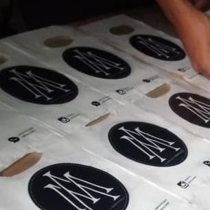 

Cetak Stiker Custom Print & Cut