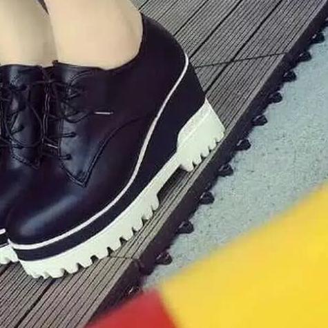 ◘ Sepatu Boots Wanita Semi Hak Putih PB02 - Tinggi Hak 8cm Bahan Sintetis(kain pelangi) B1W9 ✵