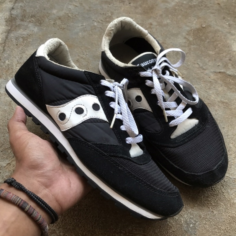 sneakers second market - saucony jazz low pro suede black white size 44 original murah