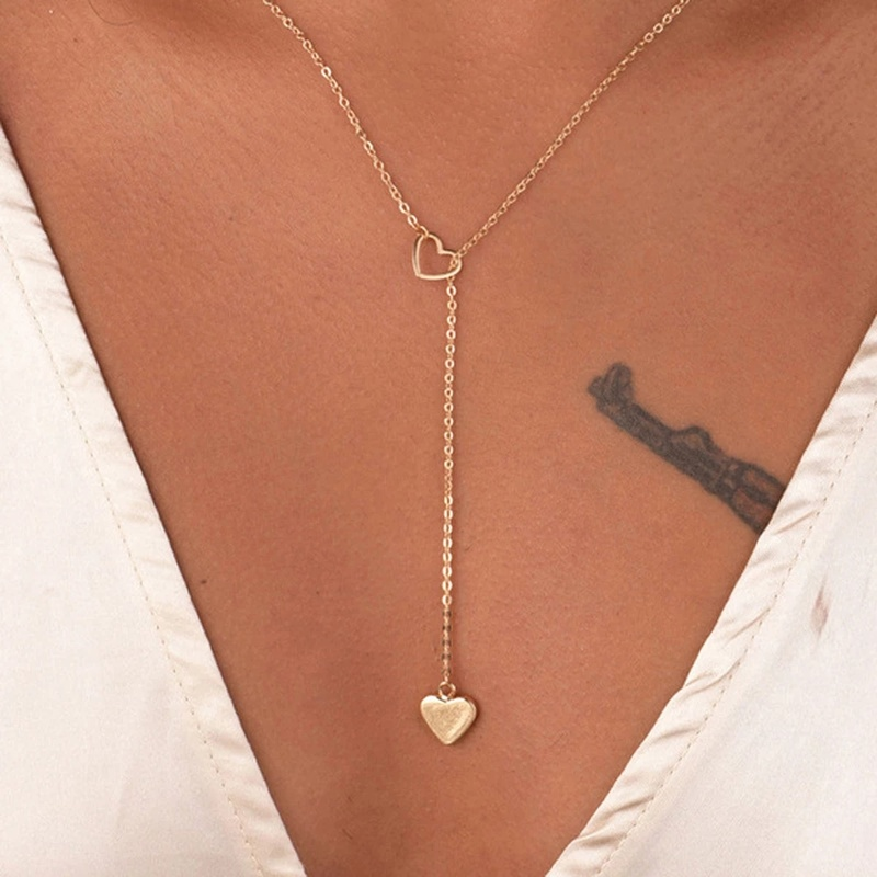 Fashion Peach Heart Necklace Hollow Love Personality Simple Clavicle Chain Heart Pendant Jewelry