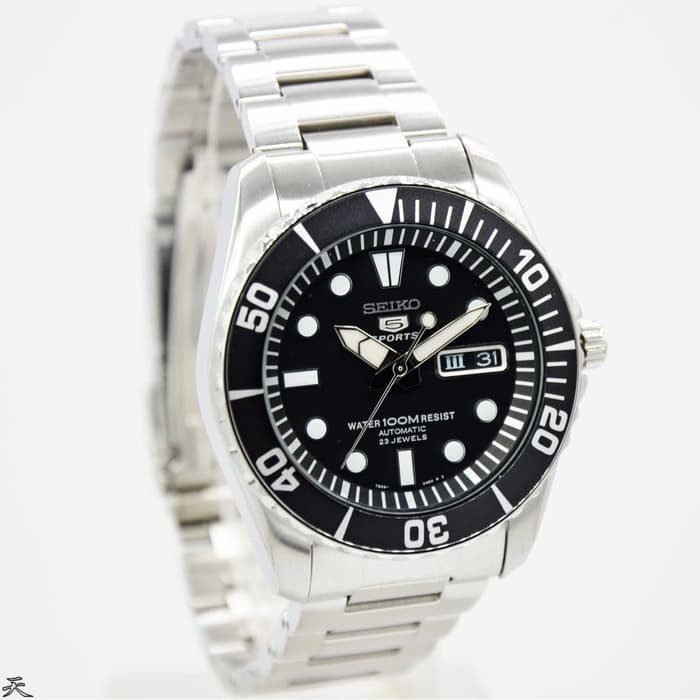 JAM TANGAN SEIKO SNZF17K1 PRIA SILVER BLACK AUTOMATIC ORIGINAL