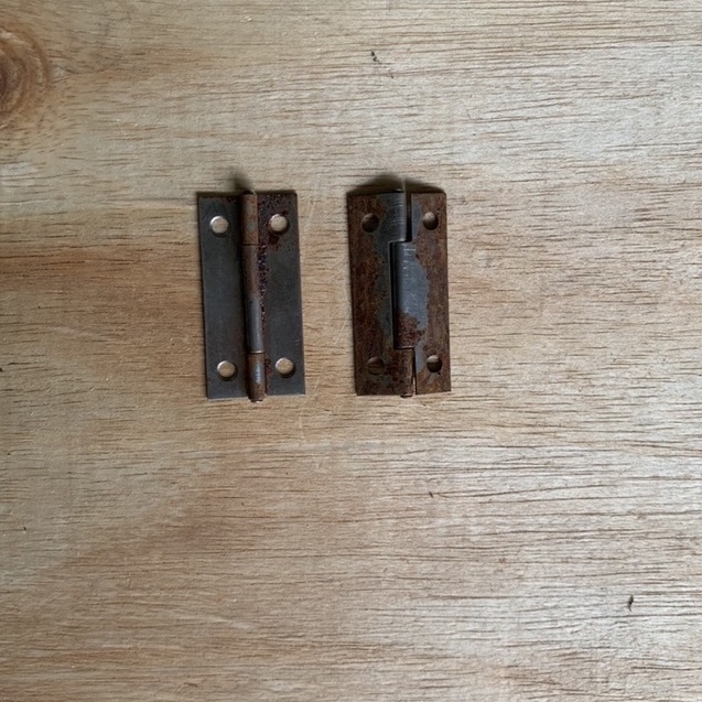 Engsel murah minus BERKARAT 2 inch