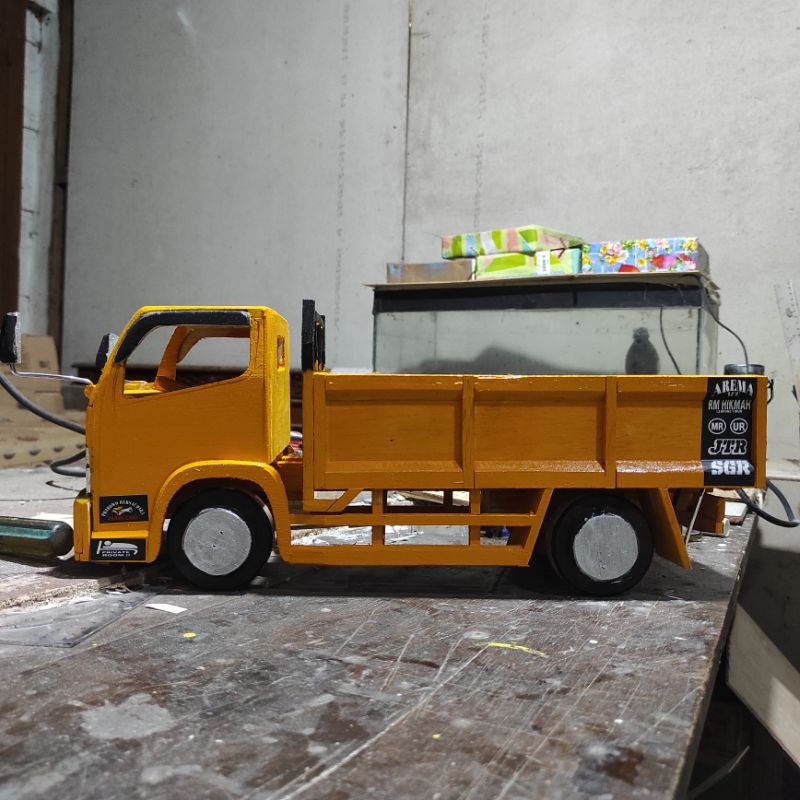 Miniatur Truk Oleng | Engkel mbois skala 16 spek  standaran OLENG