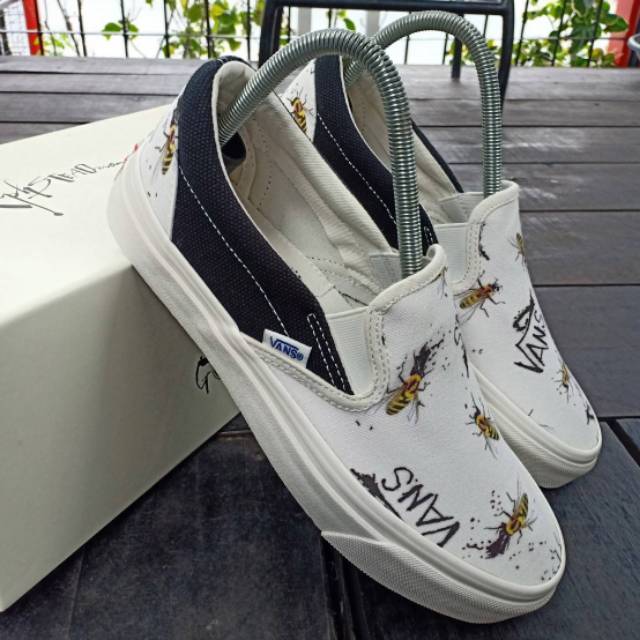 Vans Vault OG LX Slip-On x Ralph Steadman White 2.0