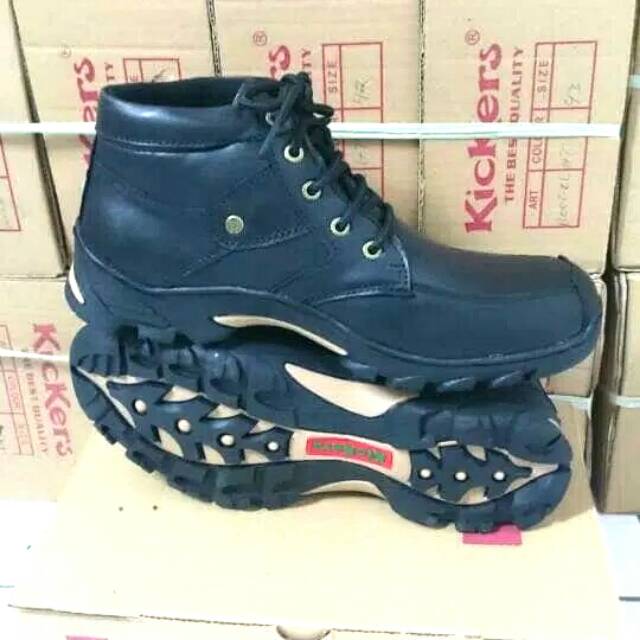 Sepatu kickers boots sneaker cowok pria