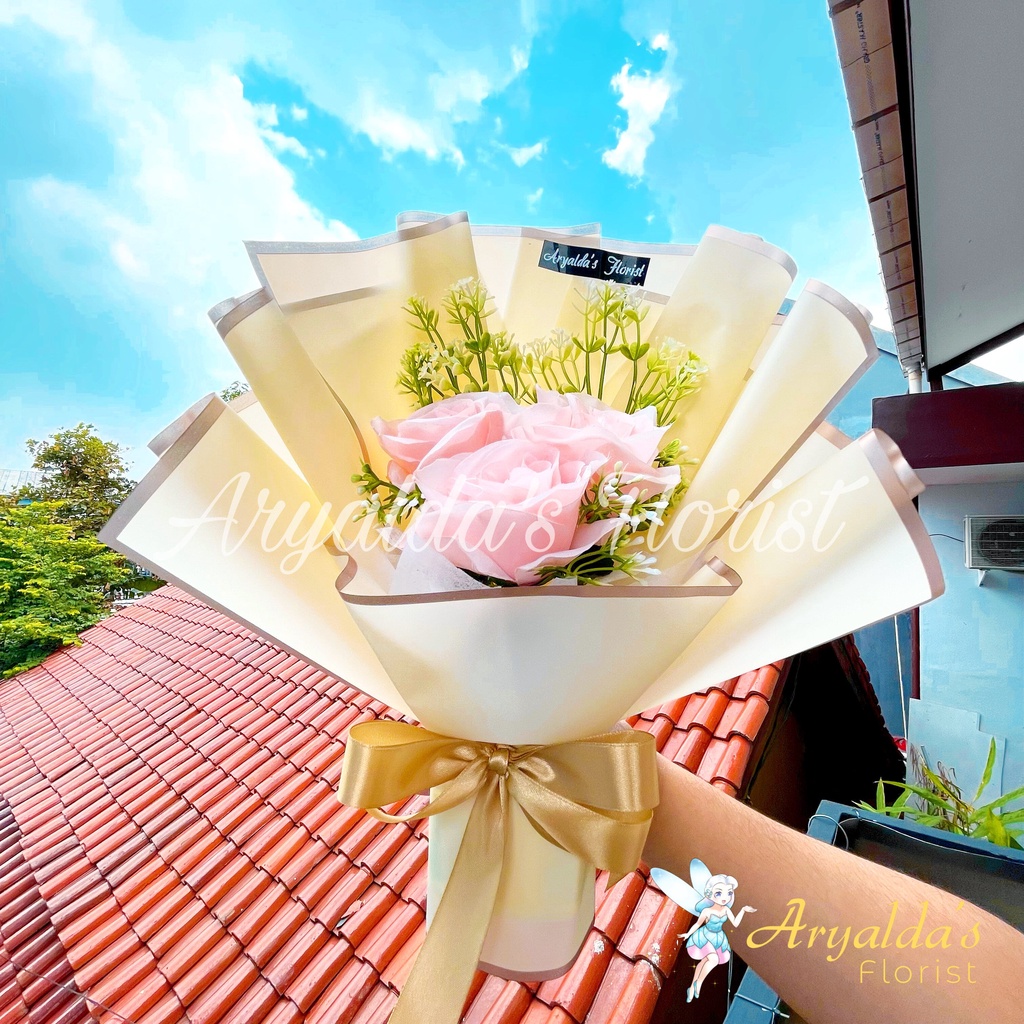 [READY STOCK] PREMIUM Bouquet Mini | Buket Kelulusan, Anniversary, Graduation, Sidang | Boneka Wisud