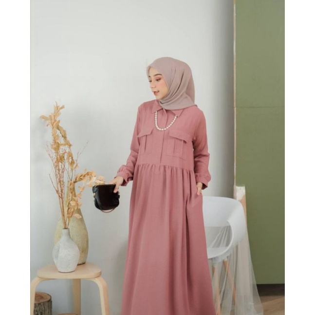 Pocket Dress Deep rose size L  by Odeca