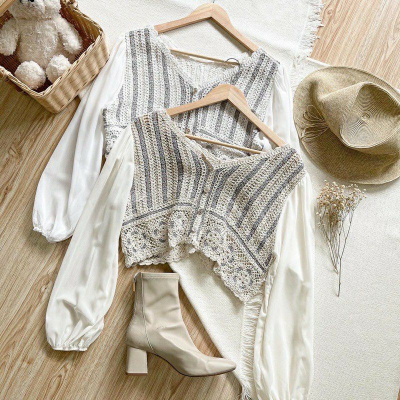 MANOPO TOP KNIT BLOUSE