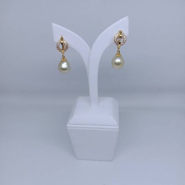 Anting mutiara air laut  asli