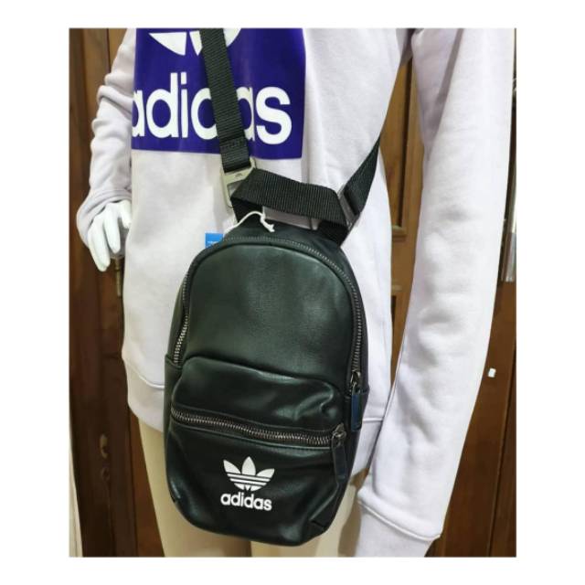 ADIDAS SLING BAG ORIGINAL WITH TAG BLACK