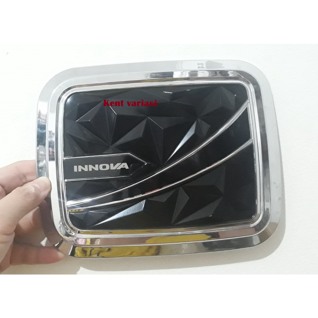 Tank Cover Tutup Bensin Mobil Innova Old 2004 - 2015 Diamond Hitam