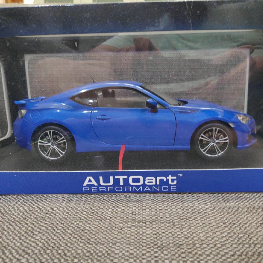 Diecast Autoart Subaru BRZ Biru 1 18 AA Blue