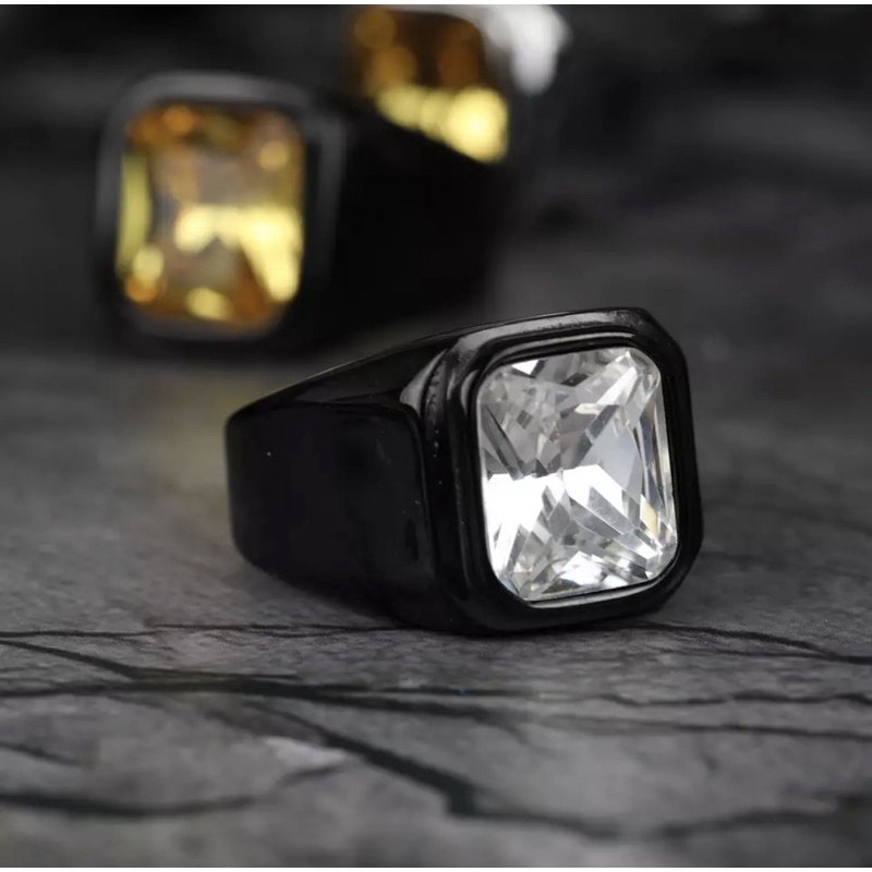 Cincin Pria Titanium Knight Berlian White Diamond Ring Black Gun Tahan Luntur