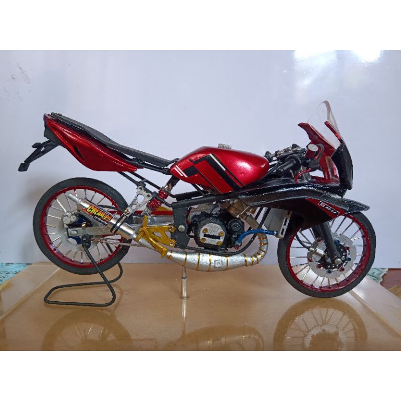 miniatur motor ninja rr