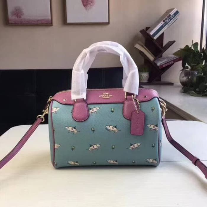 coach flamingo bag