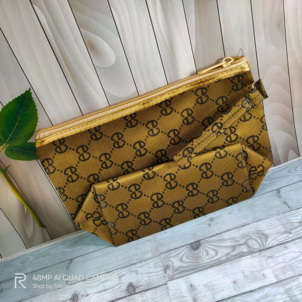 Dompet kosmetik simple travel cantik motif huruf korea Unik Tokopelanginicer