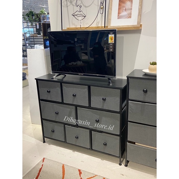 Kabinet Informa Abu Laci Bertingkat, Lemari penyimpanan pakaian dan perkakas sebaguna