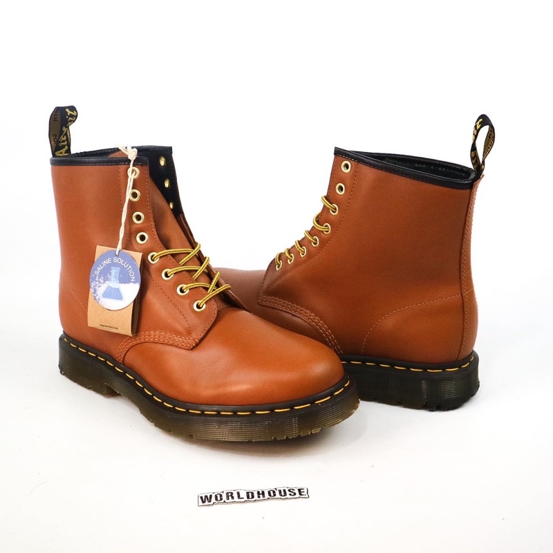 Dr martens 1460 wintergrip boots in blizzard WP leather