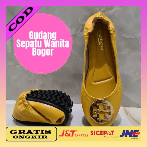 Flatshoes Wanita Empuk Putih Jumbo Polos Cewe Elegan E8M0 Remaja Kekinian Oversize Korea Ringan Dan 