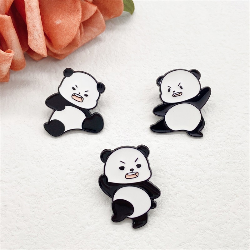 Bros Pin Enamel Bentuk Kartun Panda Kung Fu Untuk Hadiah