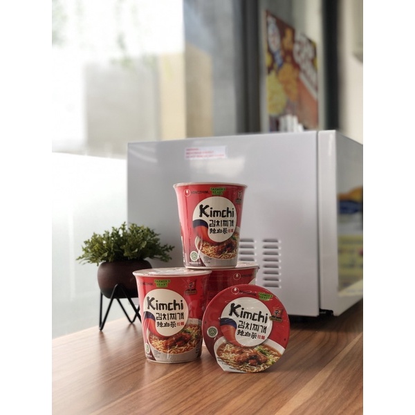 Nong Shim Kimchi Ramyun Cup Mie Instan halal korea