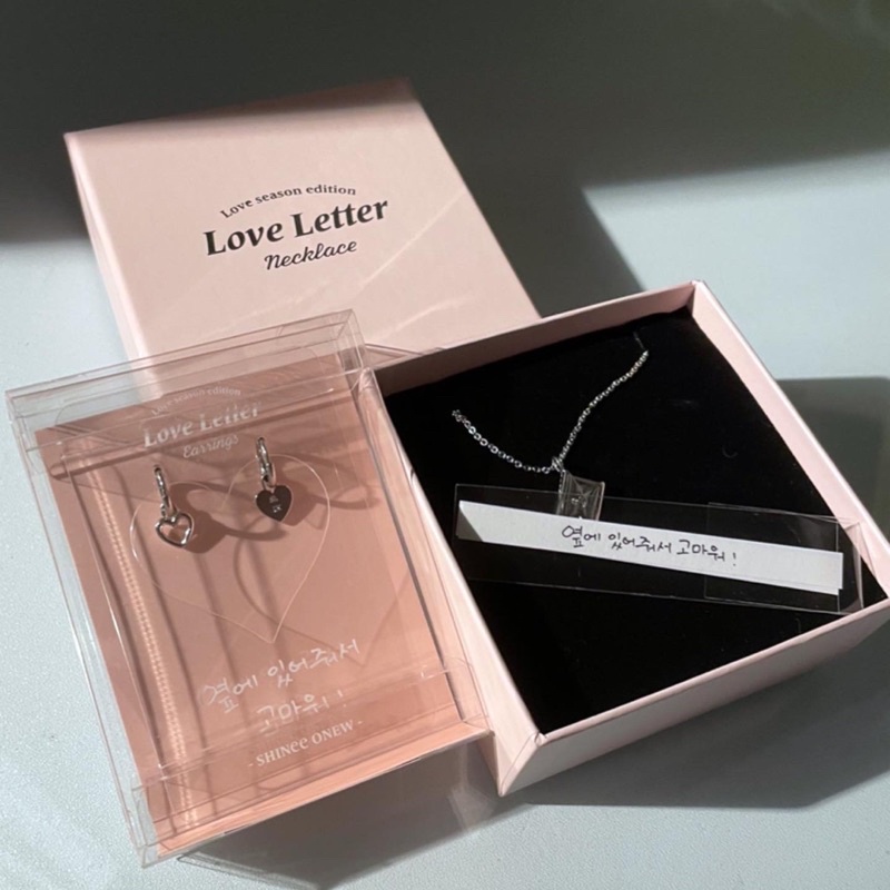 baca deskripsi  LOVE LETTER NECKLACE EARRINGS OFFICIAL SM NCT EXO RED VELVET KALUNG ANTING