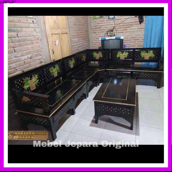 kursi tamu kayu jati untuk ruangan pojok warna hitam kombinasi ukir