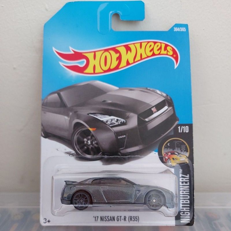 Hot Wheels 17 Nissan GTR R35