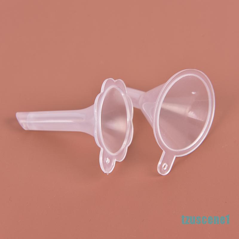 ❤adornmentno1❤ 2pcs Small Plastic For Perfume Diffuser Bottle Mini Liquid Oil Funnels Lab