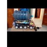 mainan truk jumbo / dum truck