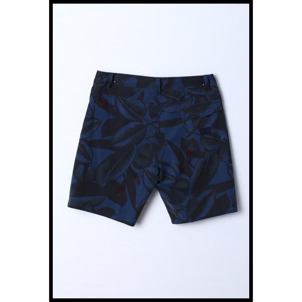 NEW STOCK CELANA PENDEK PRIA VOLCOM ORIGINAL - CPV VOLCOM 45 PRODUK LARIS