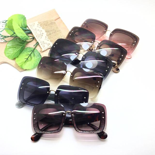 Kacamata Hitam Wanita Miu-Miu 8628 (6 Pilihan Warna)