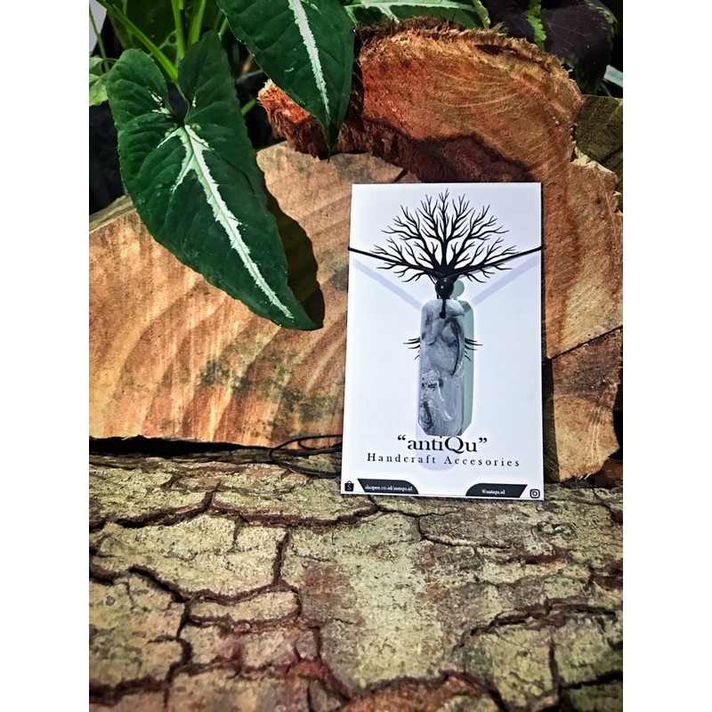 Kalung Resin/Liontin Resin Glow In the Dark