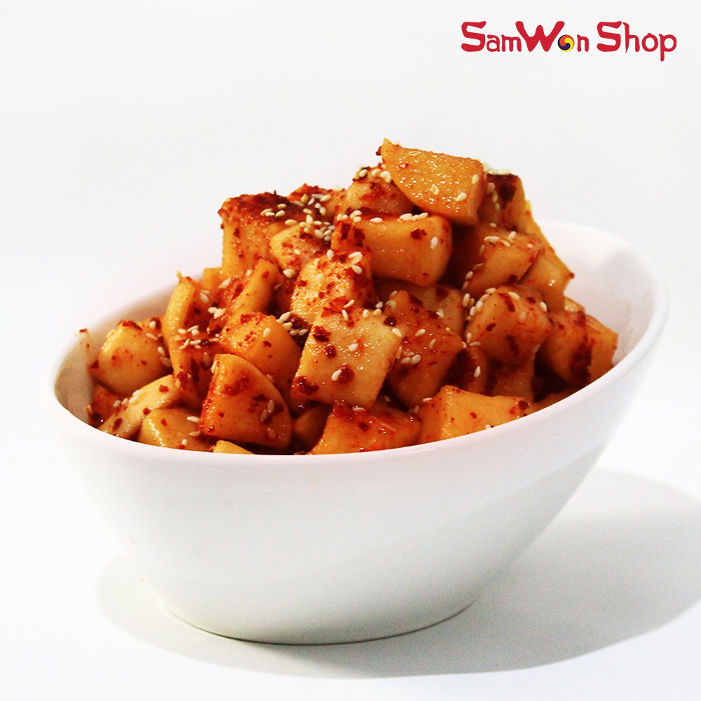 

SAMWON KIMCHI LOBAK FRESH 250 GR - FRESHLY MADE ORIGINAL KOREAN FOOD MAKANAN KOREA RASA LEZAT