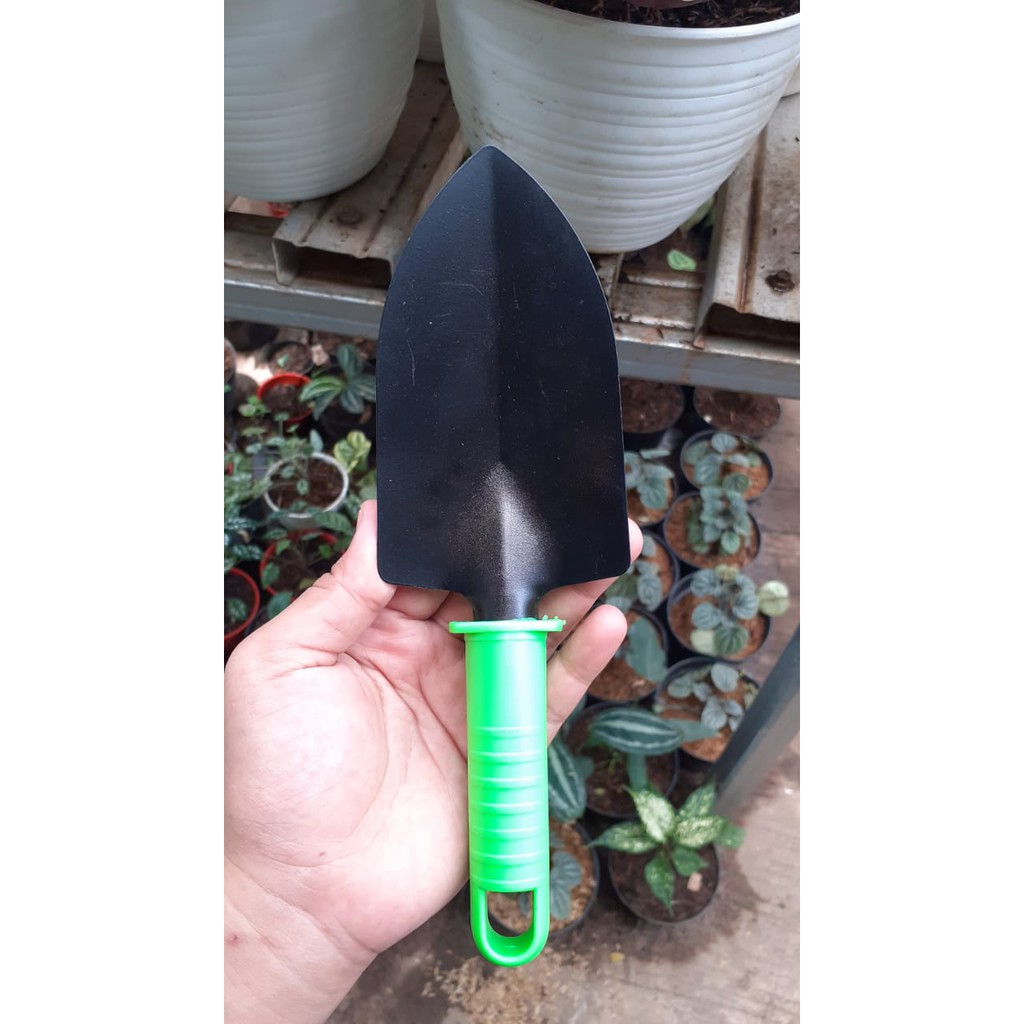 GP Sekop Tanaman Kecil (Warna Random)/ Sekop Tanaman
