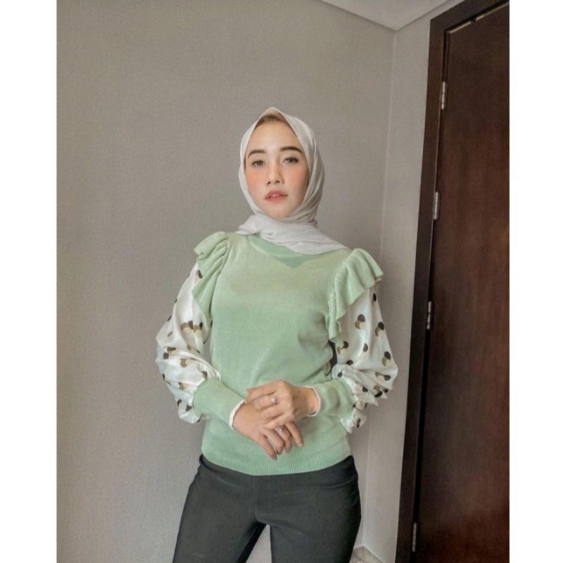 Myra Knit Blouse import 01